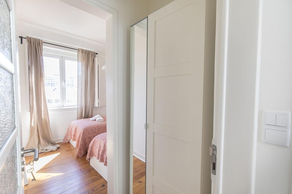Lovelystay - Bonsai Light And Comfort Flat Lisboa Стая снимка